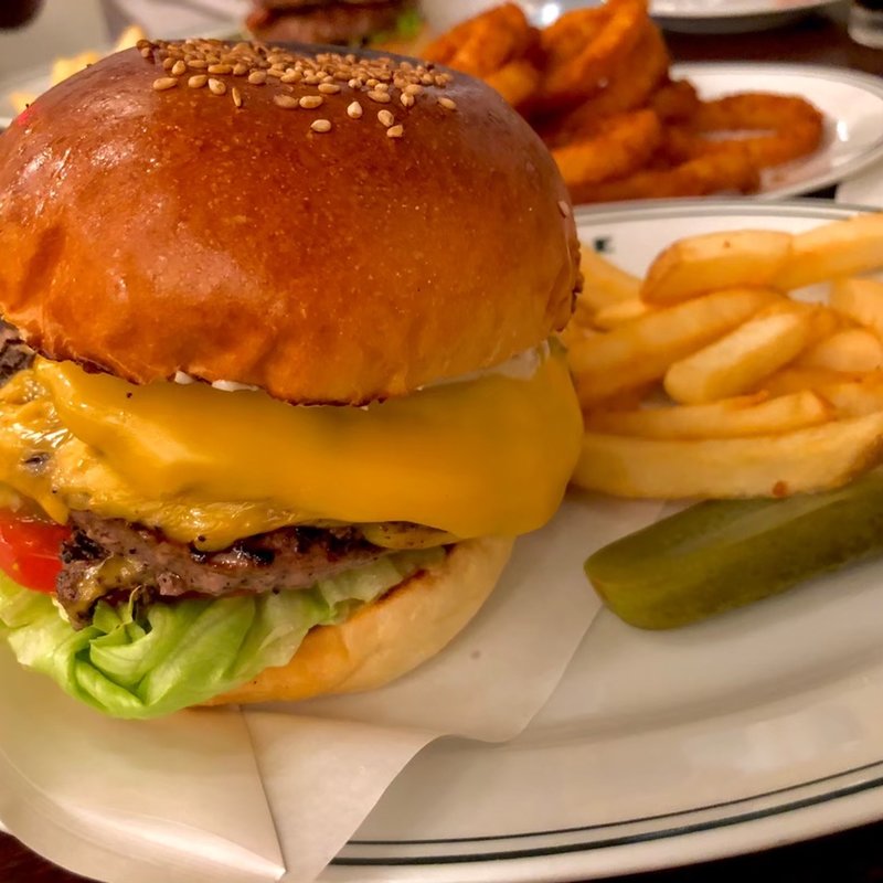 (ファイヤーハウス （FIRE HOUSE）)