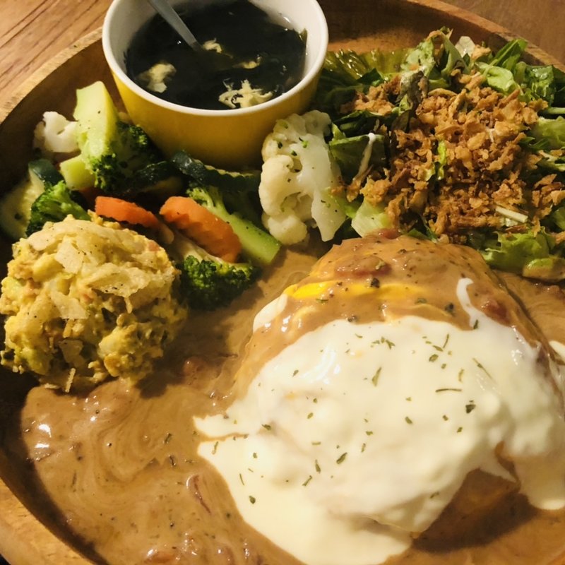 オムトマトクリームカレー(ヨツヤナインバー （YOTSUYA 9 BAR）)