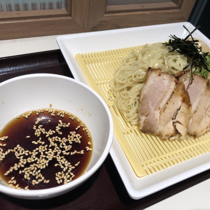 冷やしつけ麺(カドヤ食堂（中華そば）阪神梅田店)