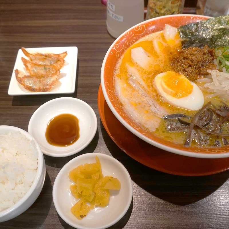 光四郎ラーメン(呼び戻しとんこつ 光四郎)