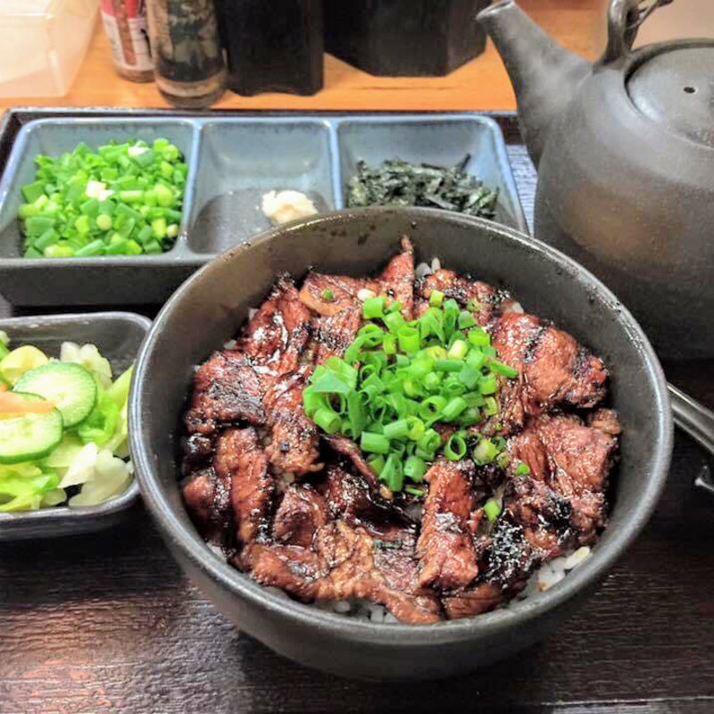 炭焼豚茶漬けセット（夜間限定1800～2300）(炭火豚丼 豚野郎)