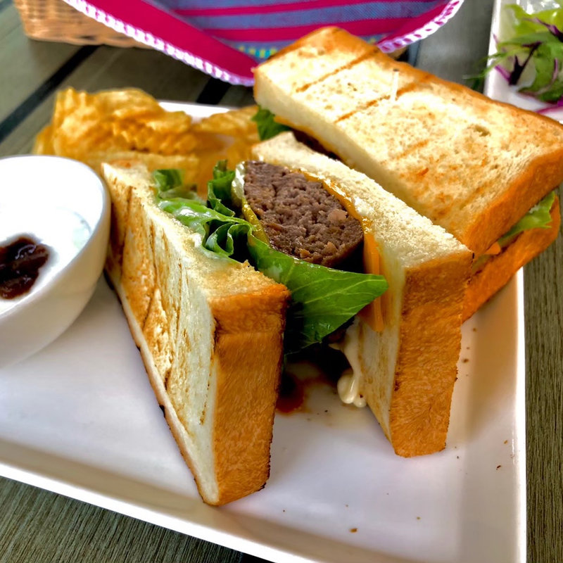 (WOODMAN’S VILLAGE)