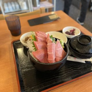 本マグロ丼(まぐろ食堂 七兵衛丸)