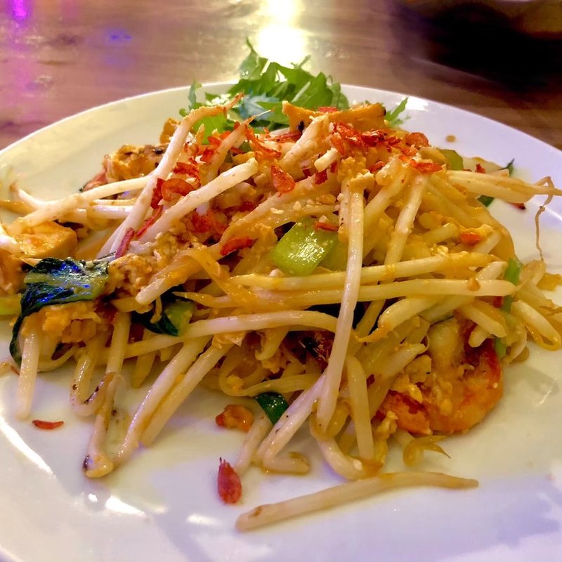 (タイ屋台ガッチキ)