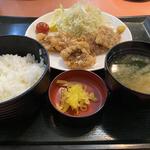 鯨竜田揚定食