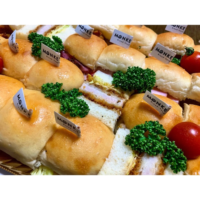 (モンキーブレッド)