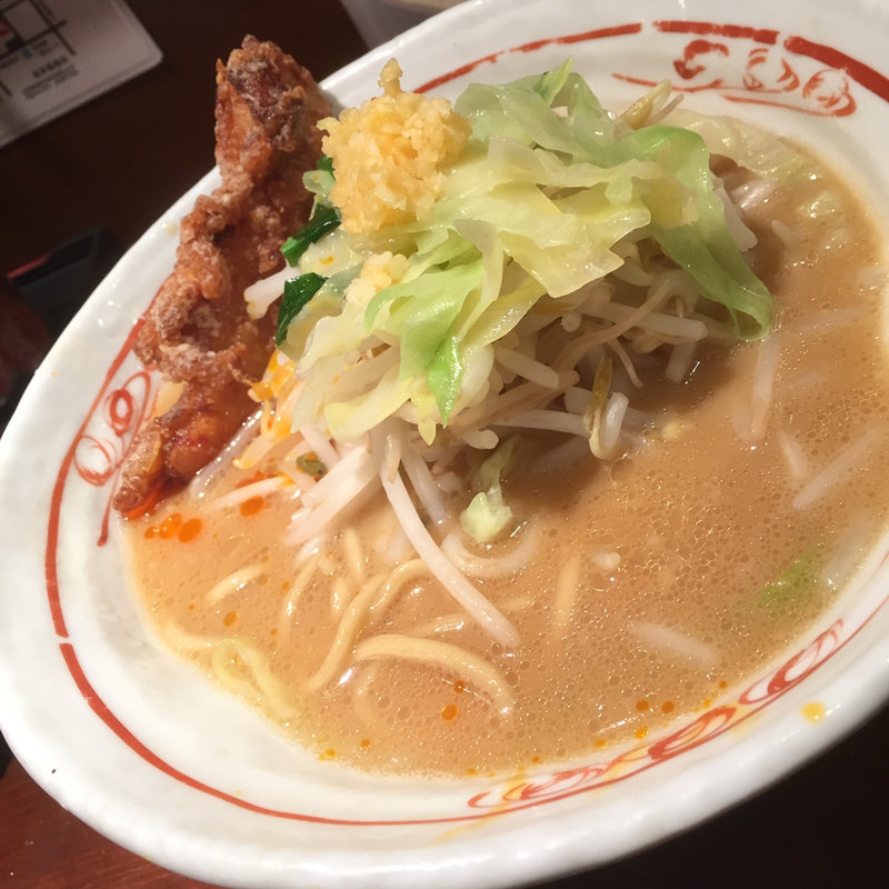 (旨辛ラーメン 表裏 高田馬場店)