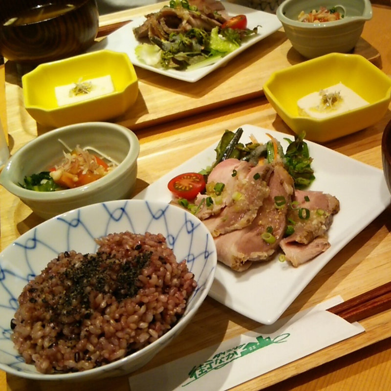 (ダイニング街なか)