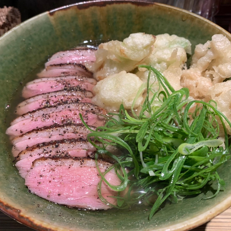 炙り鴨と白葱天ぷらうどん(本町製麺所 本店 )