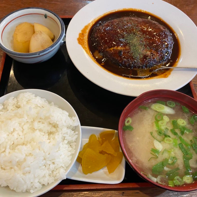 ハンバーグ定食(佐藤)