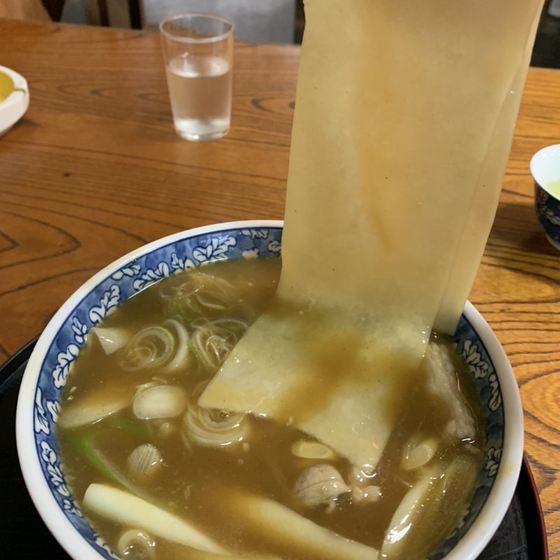 カレー南蛮川幅うどん(小山屋食堂)