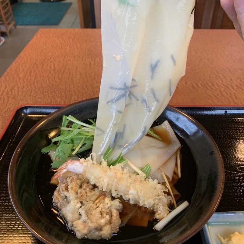 天付き冷やし川幅うどん(和処 小松や)