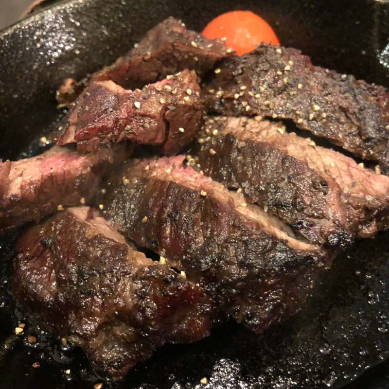 牛サガリステーキ(炭火焼鳥バル JINDAIKO)