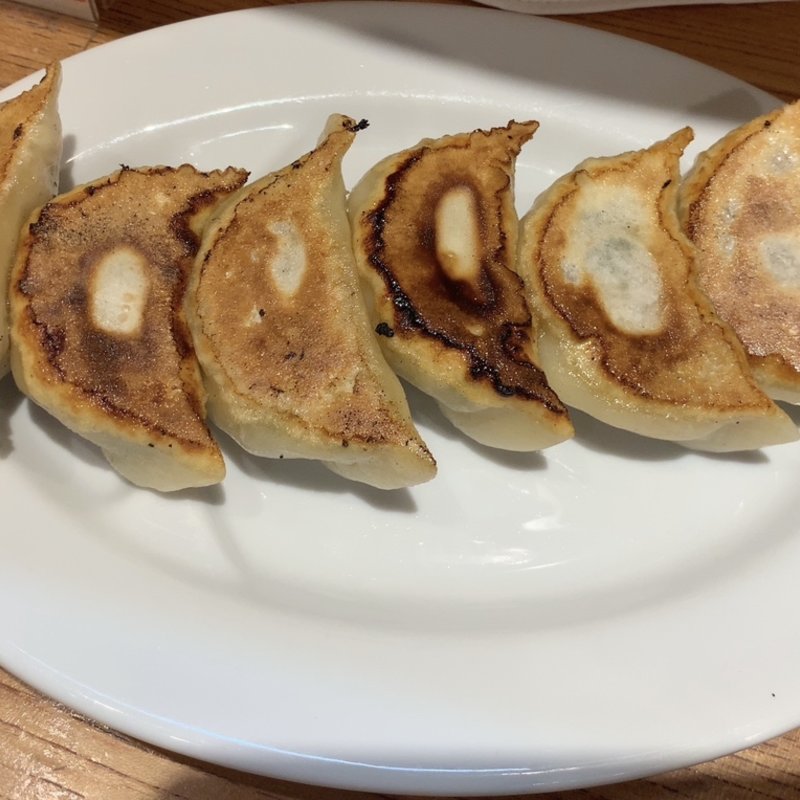 餃子(とんこつ亭ひろみちゃん)