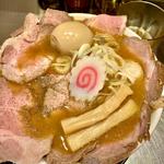 特製しょうゆそば(ラーメン ノーカントリー)