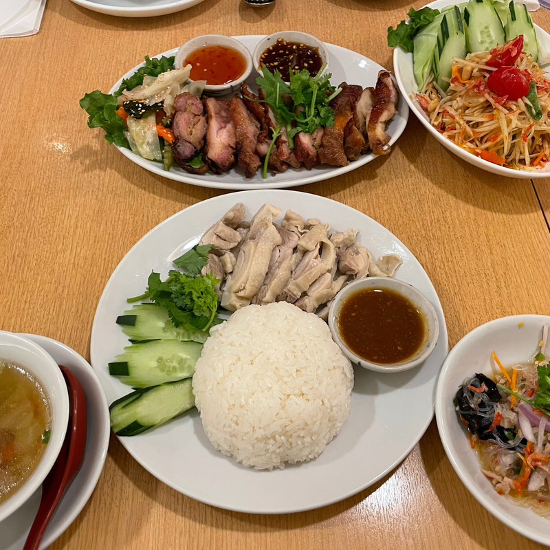 選べる屋台飯セット(ティーヌン 川崎ダイス店)