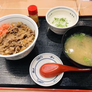 牛丼(目利きの銀次 武蔵小杉コスギサードアヴェニュー店)