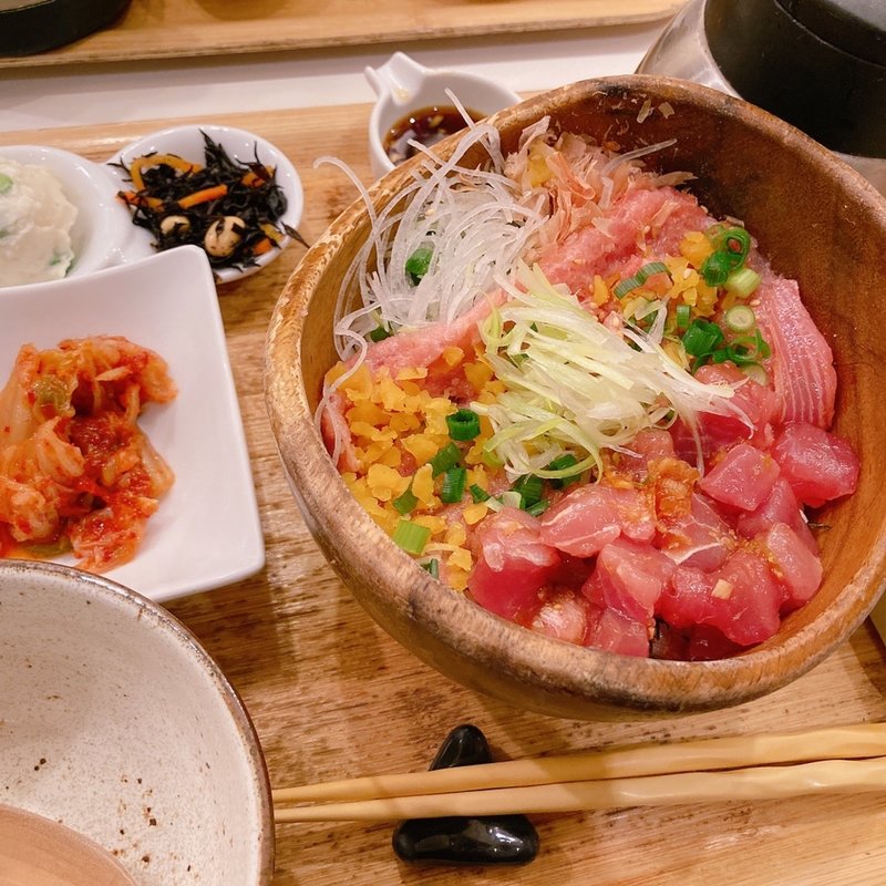 二色まぐろごはん(こめらく 贅沢な、お茶漬け日和。 ルミネエスト新宿店)