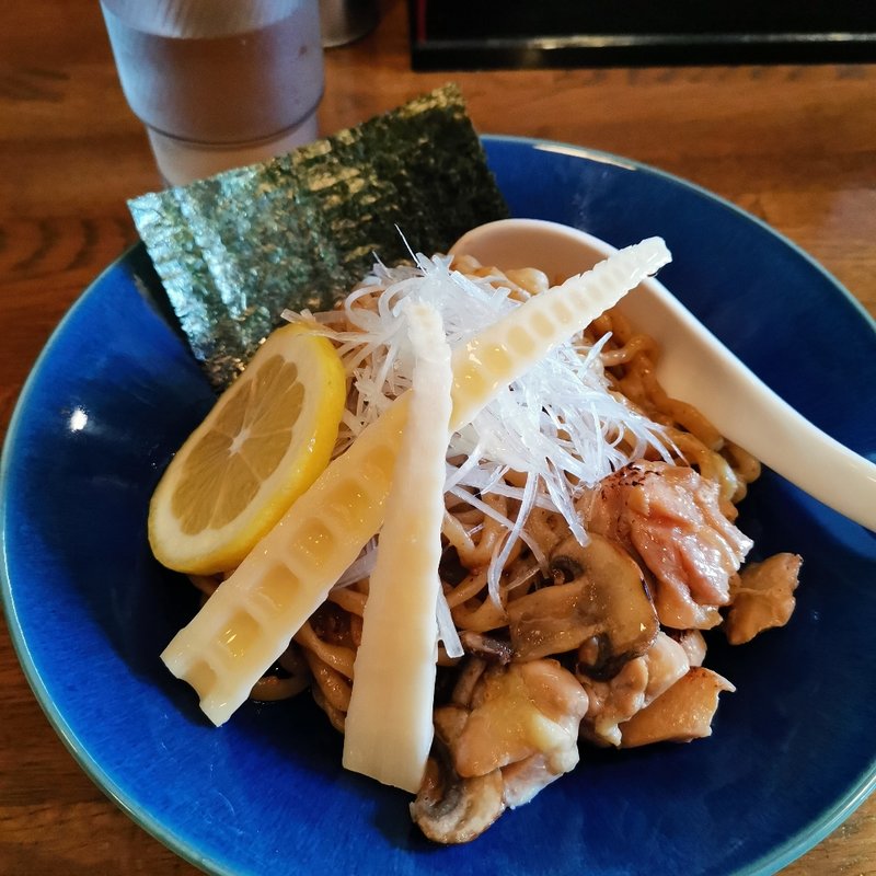 油まぜそば(NOODLE BAR 山と雲 虹イロハ)