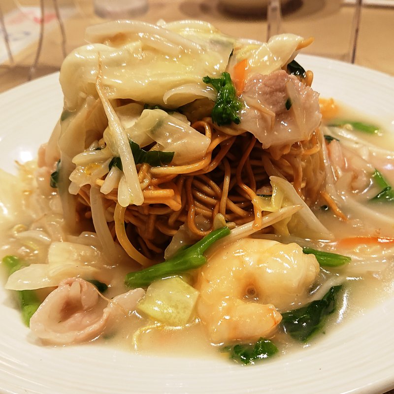 海老と菜の花のタワーかた焼きそば(バーミヤン 下平間店)