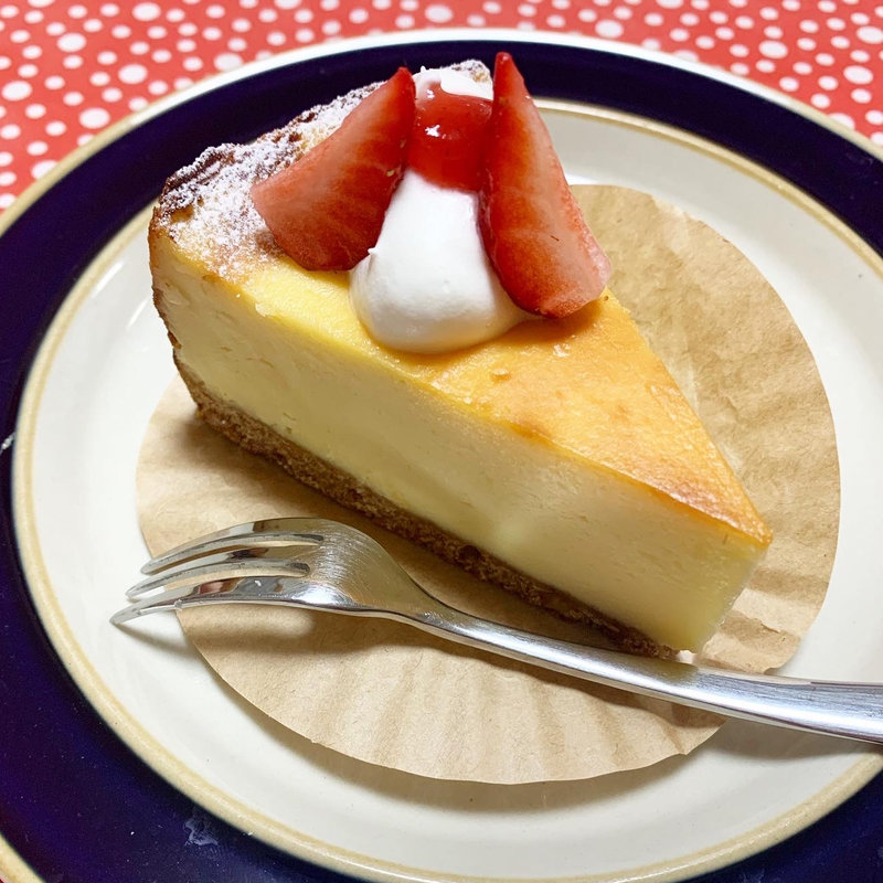 ベイクドチーズケーキ(カフェ カナサ)
