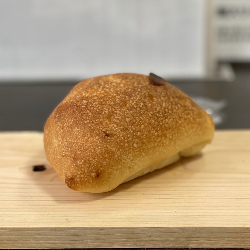 クリームパン(マミンカ （Maminka）)