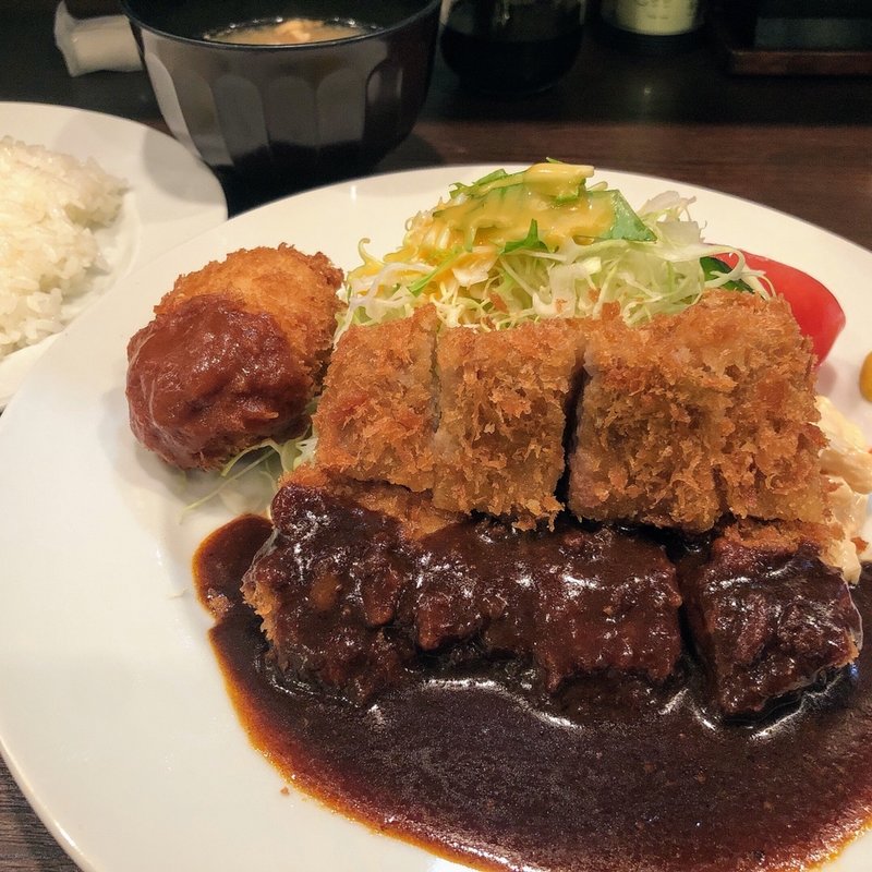 ビフカツ定食(クリームコロ追加)(グリルらんぷ亭 )