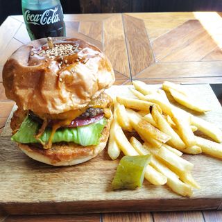 ダブルデックチーズバーガー(McLean-OLD BURGER STAND-)