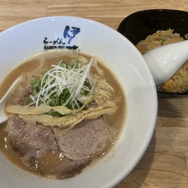 鶏白湯ラーメン(らーめん伊藝 玉出店)