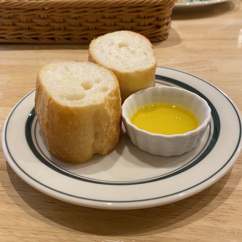 パン(洋食 アルチザン)