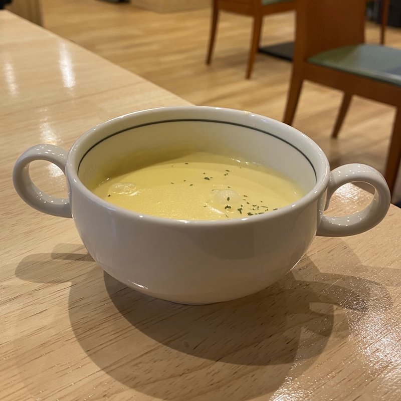 コーンポタージュスープ(洋食 アルチザン)