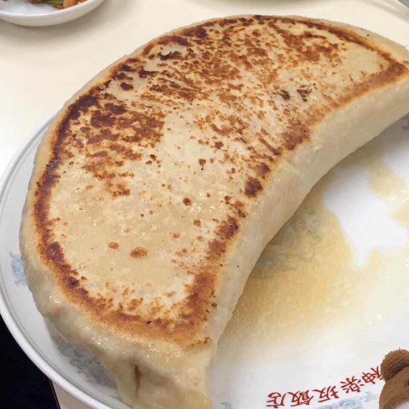 ジャンボ餃子(神楽坂飯店)