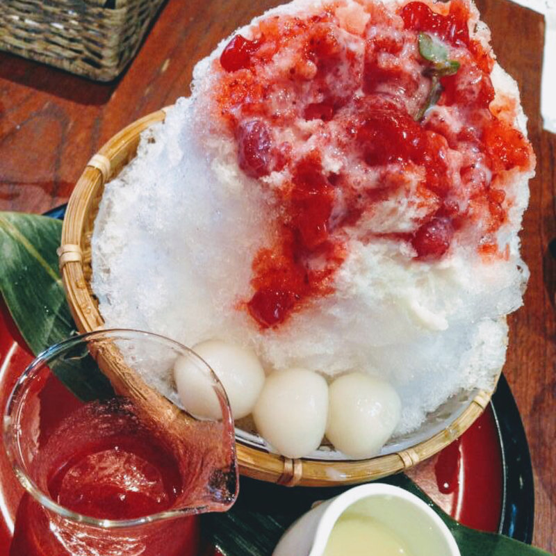 かき氷（いちごミルク）(船橋屋こよみ 広尾店)