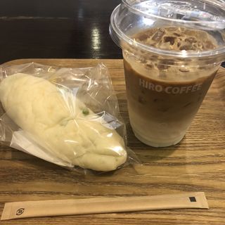 枝豆とチーズのパン(コーヒーギャラリー ヒロ イオンモール伊丹昆陽店)