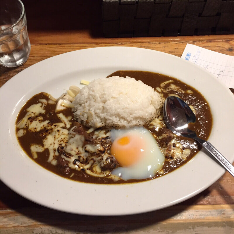 炙りチーズ温玉カレー(さぼてん食堂 )