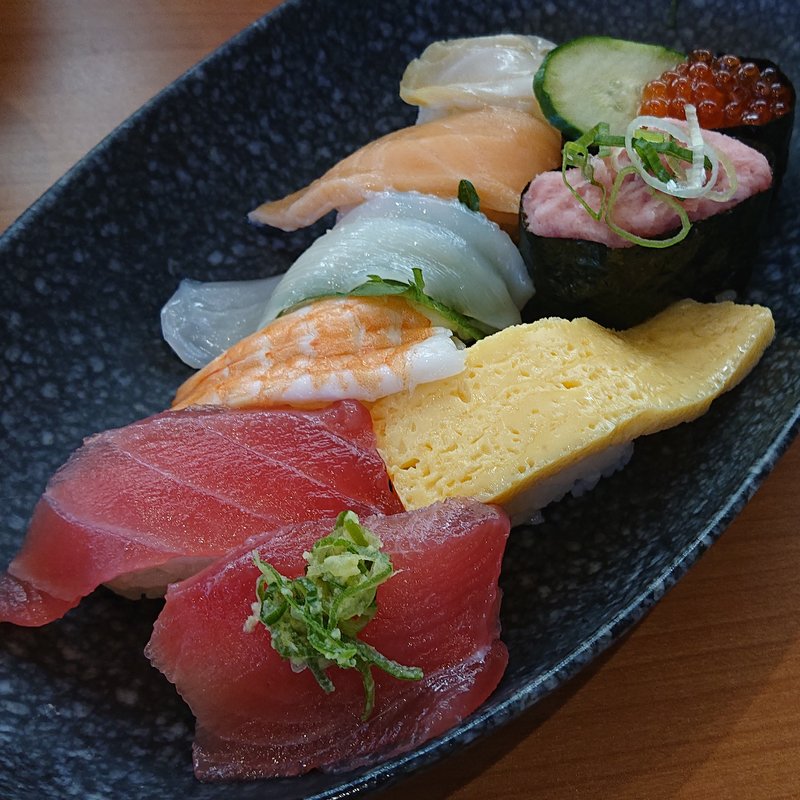 人気握り(無添くら寿司 八王子みなみ野店)