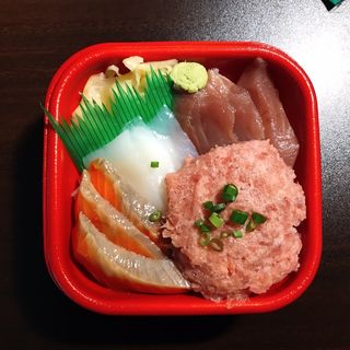 どんまる丼(金沢丼丸 久安店)