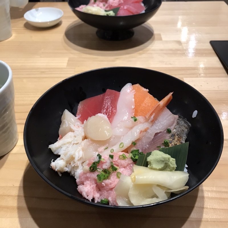 (すしざんまい 本店)