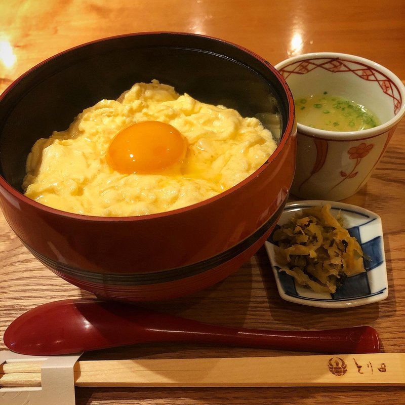 幸せの黄色い丼ぶり(とり田 博多本店)