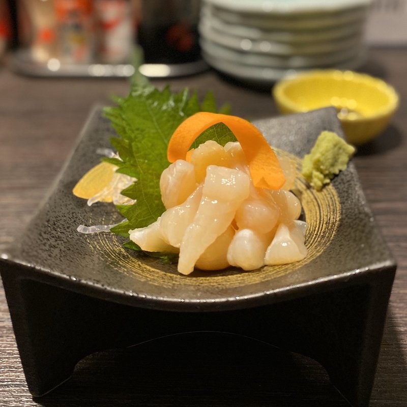 真珠貝 貝柱(お刺身)(大衆居酒屋 みしお)