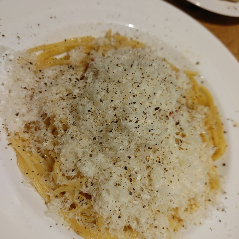 カッチョエペペ(碧い月)