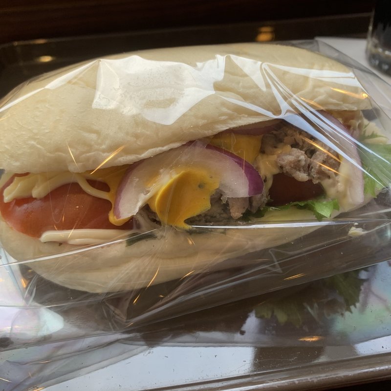 もっちりサンド（サルシッチャ&トマト）(サンマルクカフェ 四ツ谷駅前店)