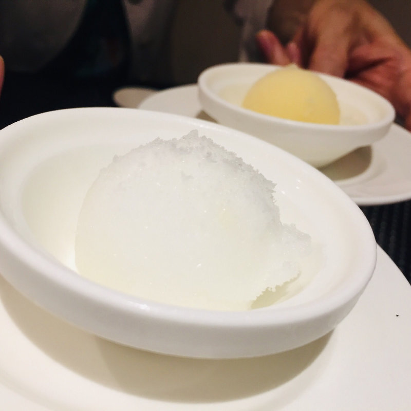 レモンとカルピス&白ワインのソルベ(フランス厨房 旬彩 中央駅店 )