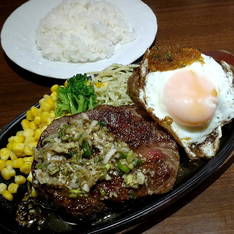 HERO'Sステーキ＆ハンバーグ(ヒーローズステーキハウス笹塚店)