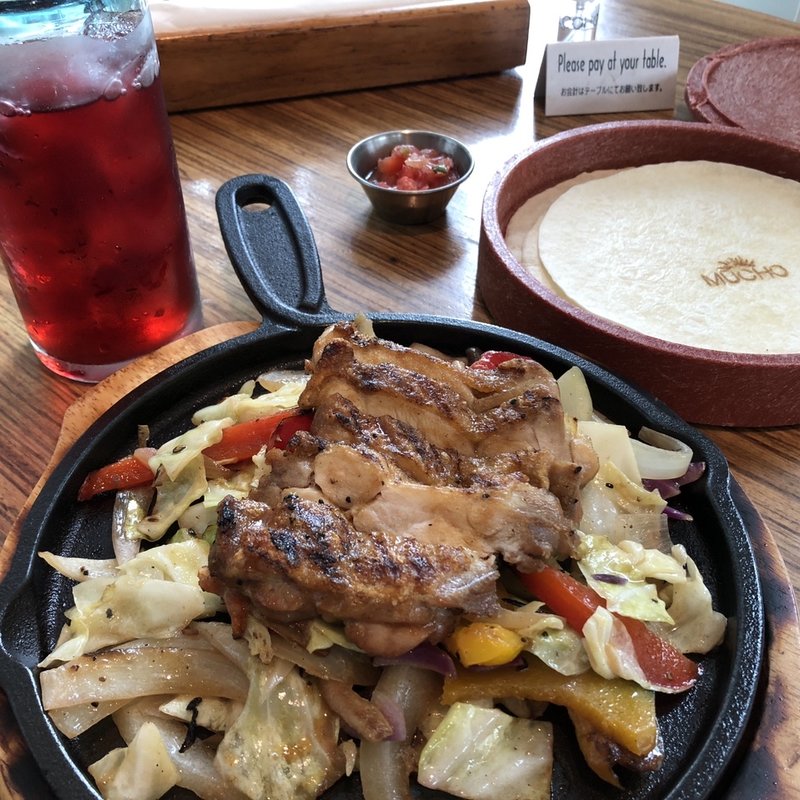 CHICKEN FAJITA(MUCHO MODERN MEXICANO)