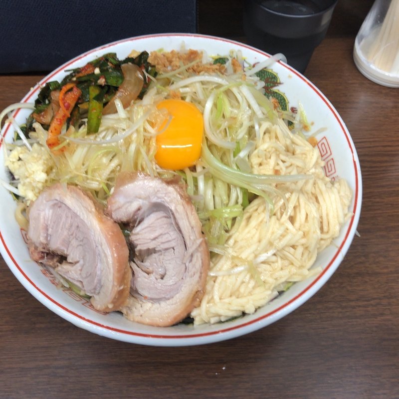 小ラーメン＋ニラキムチ、ネギ、とろろ、にんにく(ラーメン二郎 横浜関内店)