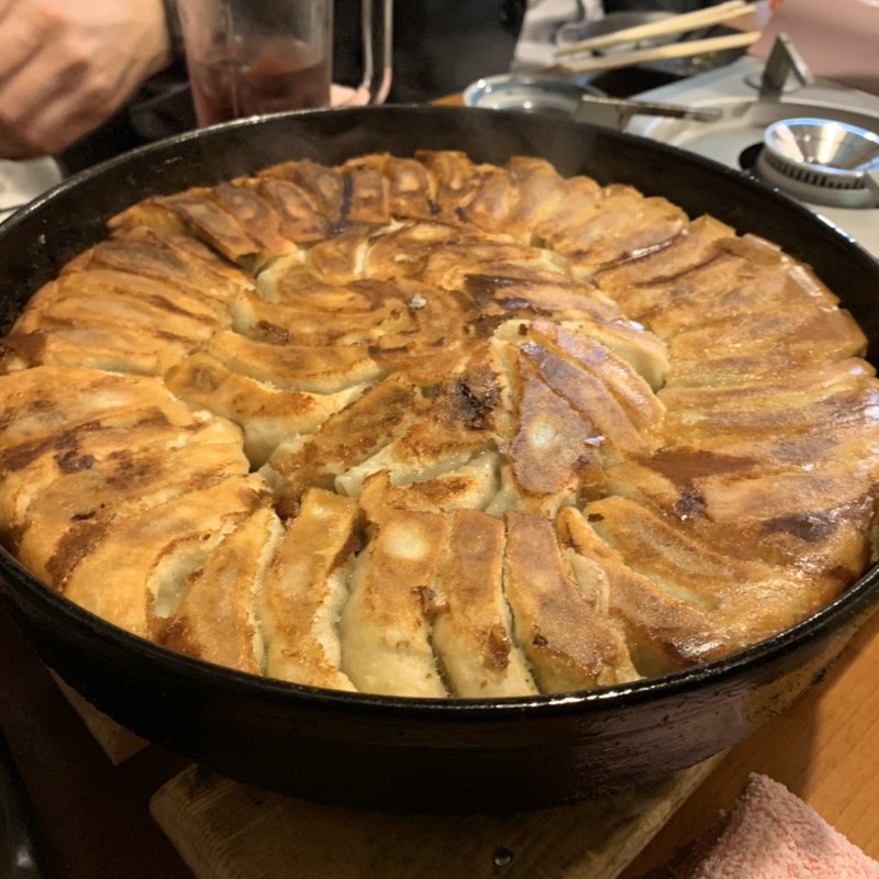 鉄なべ餃子（8個）(鉄なべ堺東店)