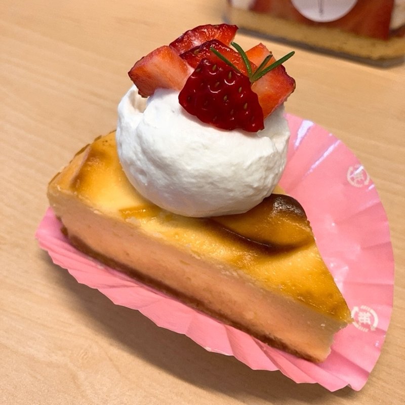 イチゴのチーズケーキ(カフェリナ)