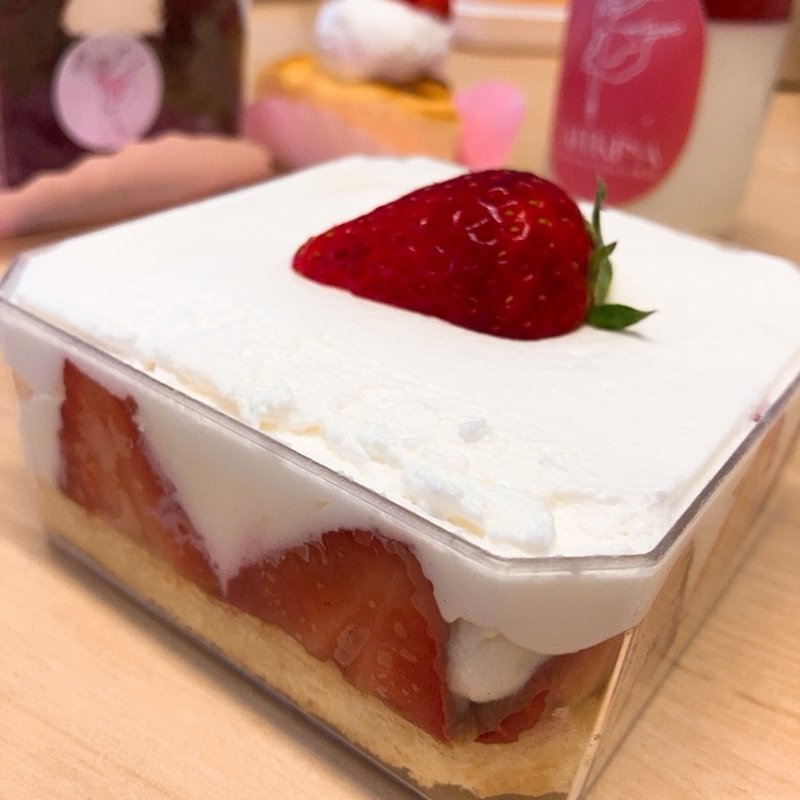 BOXケーキフレジェ(カフェリナ)