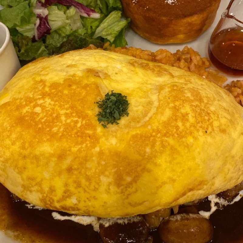 スフレオムライス（ビーフ）(Salon Oeuf et moi)